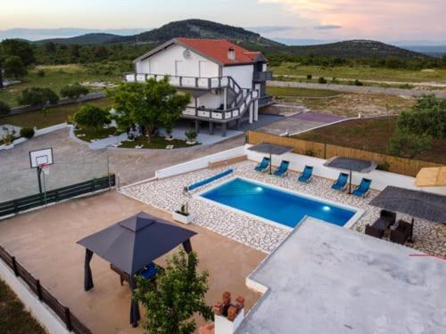 Villa Luka Donje Rastane Bagian luar foto