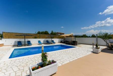 Villa Luka Donje Rastane Bagian luar foto