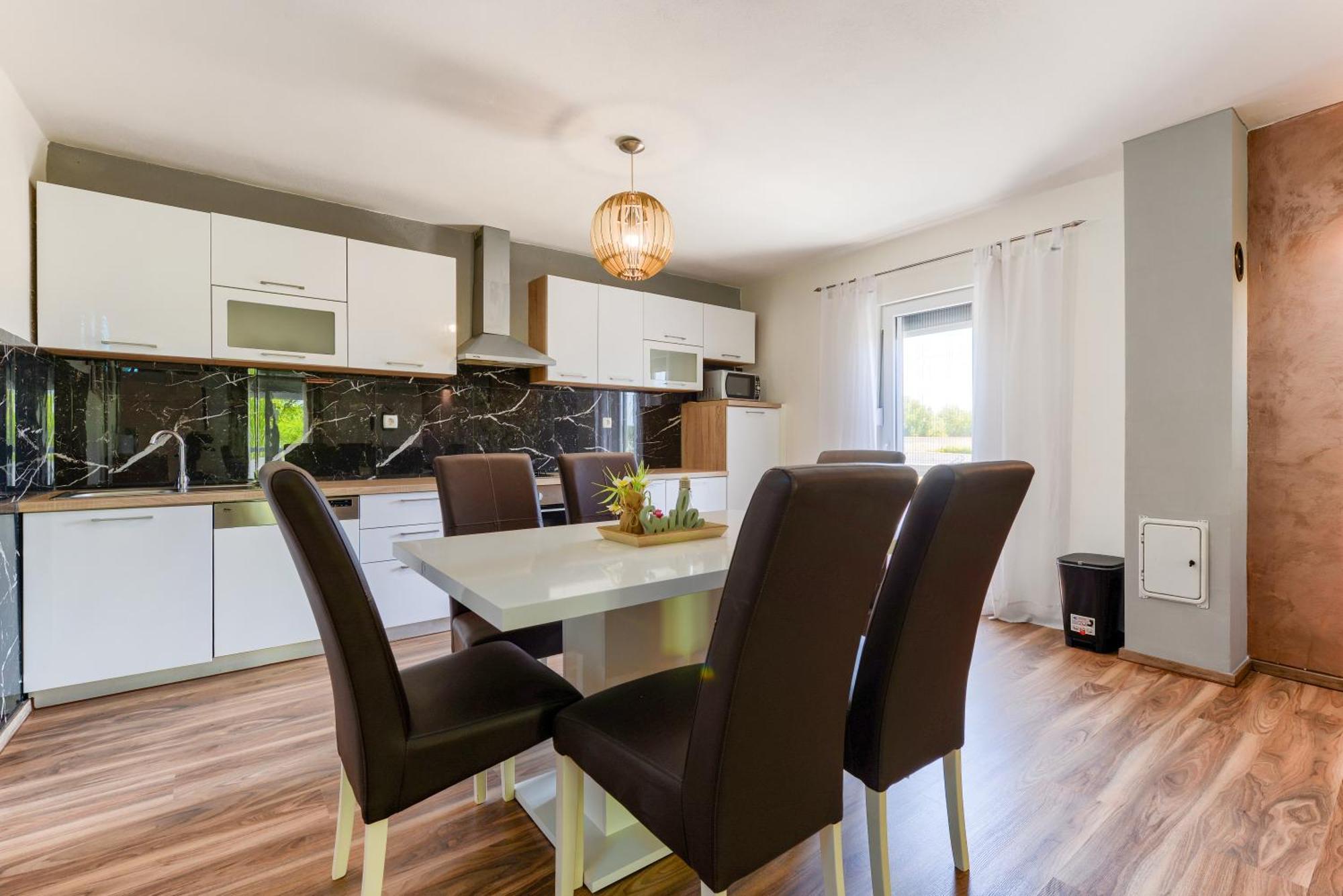 Villa Luka Donje Rastane Bagian luar foto